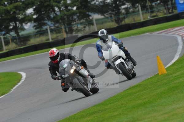 Motorcycle action photographs;Trackday digital images;cadwell;cadwell park photographs;event digital images;eventdigitalimages;motor racing louth lincolnshire;no limits trackday;peter wileman photography;trackday;trackday photos