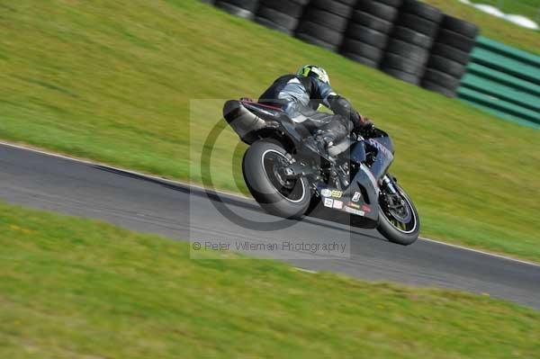 Motorcycle action photographs;Trackday digital images;cadwell;cadwell park photographs;event digital images;eventdigitalimages;motor racing louth lincolnshire;no limits trackday;peter wileman photography;trackday;trackday photos