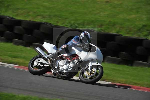 Motorcycle action photographs;Trackday digital images;cadwell;cadwell park photographs;event digital images;eventdigitalimages;motor racing louth lincolnshire;no limits trackday;peter wileman photography;trackday;trackday photos