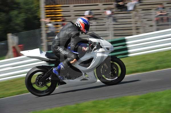 Motorcycle action photographs;Trackday digital images;cadwell;cadwell park photographs;event digital images;eventdigitalimages;motor racing louth lincolnshire;no limits trackday;peter wileman photography;trackday;trackday photos