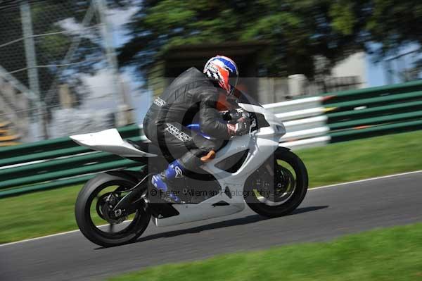Motorcycle action photographs;Trackday digital images;cadwell;cadwell park photographs;event digital images;eventdigitalimages;motor racing louth lincolnshire;no limits trackday;peter wileman photography;trackday;trackday photos