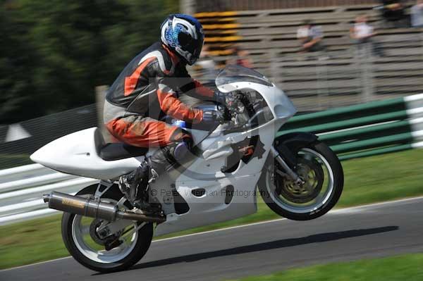 Motorcycle action photographs;Trackday digital images;cadwell;cadwell park photographs;event digital images;eventdigitalimages;motor racing louth lincolnshire;no limits trackday;peter wileman photography;trackday;trackday photos