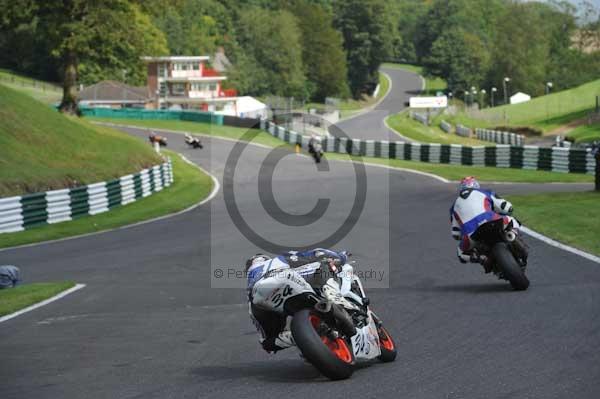 Motorcycle action photographs;Trackday digital images;cadwell;cadwell park photographs;event digital images;eventdigitalimages;motor racing louth lincolnshire;no limits trackday;peter wileman photography;trackday;trackday photos