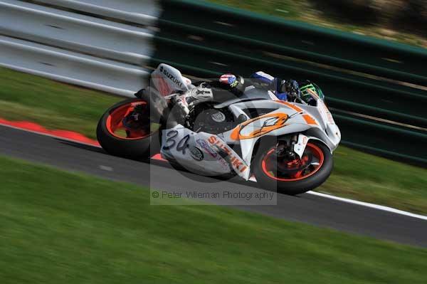 Motorcycle action photographs;Trackday digital images;cadwell;cadwell park photographs;event digital images;eventdigitalimages;motor racing louth lincolnshire;no limits trackday;peter wileman photography;trackday;trackday photos