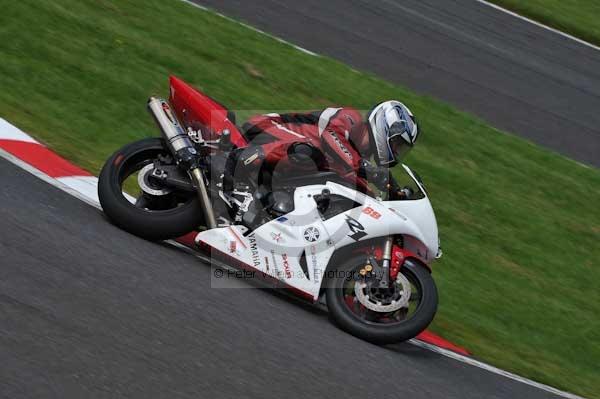 Motorcycle action photographs;Trackday digital images;cadwell;cadwell park photographs;event digital images;eventdigitalimages;motor racing louth lincolnshire;no limits trackday;peter wileman photography;trackday;trackday photos