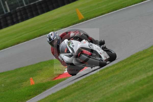 Motorcycle action photographs;Trackday digital images;cadwell;cadwell park photographs;event digital images;eventdigitalimages;motor racing louth lincolnshire;no limits trackday;peter wileman photography;trackday;trackday photos