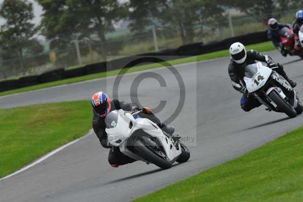 Motorcycle action photographs;Trackday digital images;cadwell;cadwell park photographs;event digital images;eventdigitalimages;motor racing louth lincolnshire;no limits trackday;peter wileman photography;trackday;trackday photos
