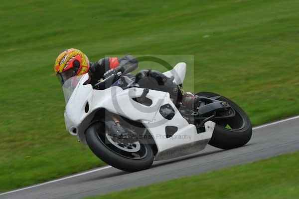 Motorcycle action photographs;Trackday digital images;cadwell;cadwell park photographs;event digital images;eventdigitalimages;motor racing louth lincolnshire;no limits trackday;peter wileman photography;trackday;trackday photos