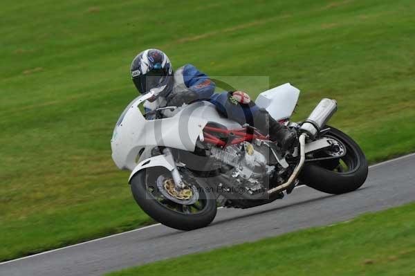 Motorcycle action photographs;Trackday digital images;cadwell;cadwell park photographs;event digital images;eventdigitalimages;motor racing louth lincolnshire;no limits trackday;peter wileman photography;trackday;trackday photos