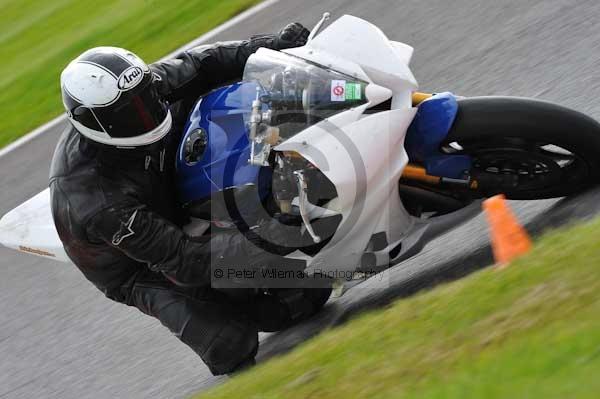 Motorcycle action photographs;Trackday digital images;cadwell;cadwell park photographs;event digital images;eventdigitalimages;motor racing louth lincolnshire;no limits trackday;peter wileman photography;trackday;trackday photos