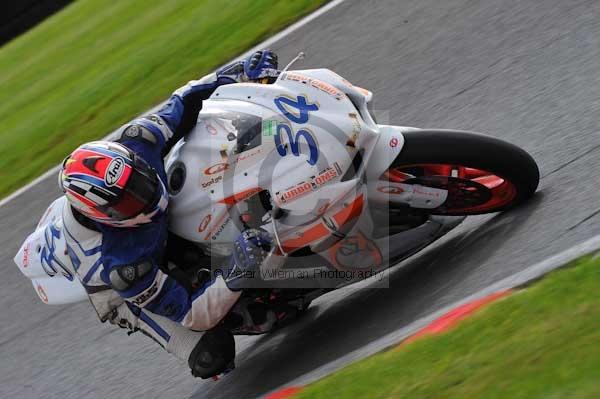 Motorcycle action photographs;Trackday digital images;cadwell;cadwell park photographs;event digital images;eventdigitalimages;motor racing louth lincolnshire;no limits trackday;peter wileman photography;trackday;trackday photos