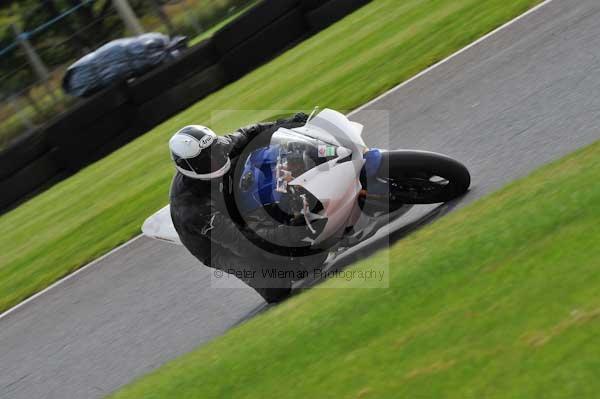 Motorcycle action photographs;Trackday digital images;cadwell;cadwell park photographs;event digital images;eventdigitalimages;motor racing louth lincolnshire;no limits trackday;peter wileman photography;trackday;trackday photos