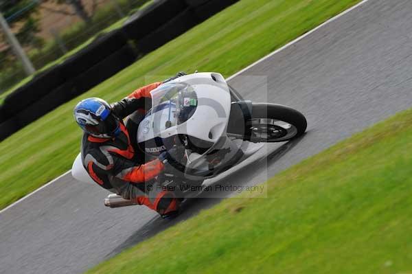 Motorcycle action photographs;Trackday digital images;cadwell;cadwell park photographs;event digital images;eventdigitalimages;motor racing louth lincolnshire;no limits trackday;peter wileman photography;trackday;trackday photos