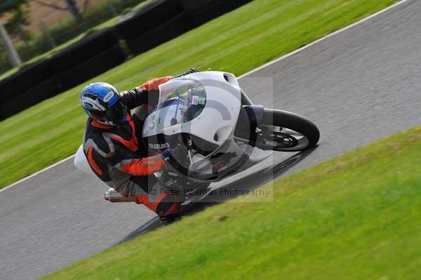 Motorcycle action photographs;Trackday digital images;cadwell;cadwell park photographs;event digital images;eventdigitalimages;motor racing louth lincolnshire;no limits trackday;peter wileman photography;trackday;trackday photos