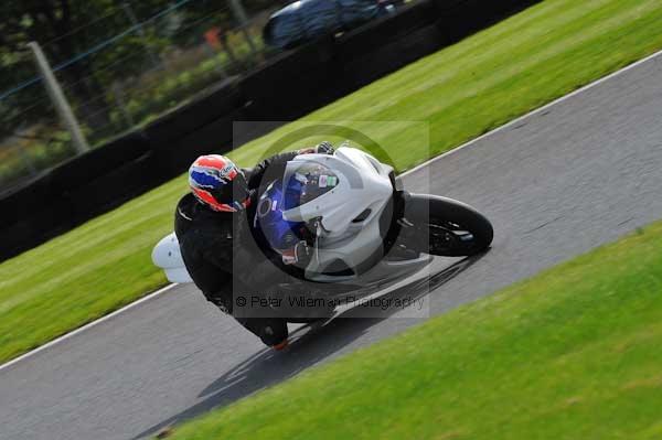 Motorcycle action photographs;Trackday digital images;cadwell;cadwell park photographs;event digital images;eventdigitalimages;motor racing louth lincolnshire;no limits trackday;peter wileman photography;trackday;trackday photos