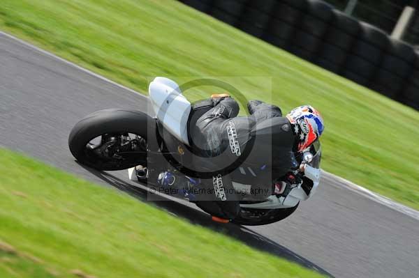 Motorcycle action photographs;Trackday digital images;cadwell;cadwell park photographs;event digital images;eventdigitalimages;motor racing louth lincolnshire;no limits trackday;peter wileman photography;trackday;trackday photos