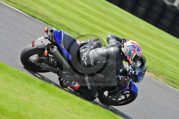 Motorcycle action photographs;Trackday digital images;cadwell;cadwell park photographs;event digital images;eventdigitalimages;motor racing louth lincolnshire;no limits trackday;peter wileman photography;trackday;trackday photos