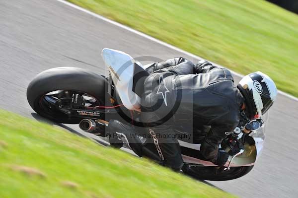 Motorcycle action photographs;Trackday digital images;cadwell;cadwell park photographs;event digital images;eventdigitalimages;motor racing louth lincolnshire;no limits trackday;peter wileman photography;trackday;trackday photos