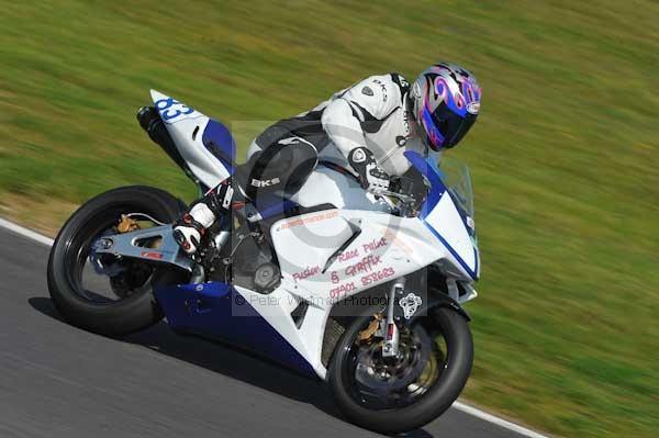 Motorcycle action photographs;Trackday digital images;cadwell;cadwell park photographs;event digital images;eventdigitalimages;motor racing louth lincolnshire;no limits trackday;peter wileman photography;trackday;trackday photos