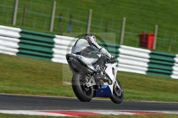 Motorcycle action photographs;Trackday digital images;cadwell;cadwell park photographs;event digital images;eventdigitalimages;motor racing louth lincolnshire;no limits trackday;peter wileman photography;trackday;trackday photos