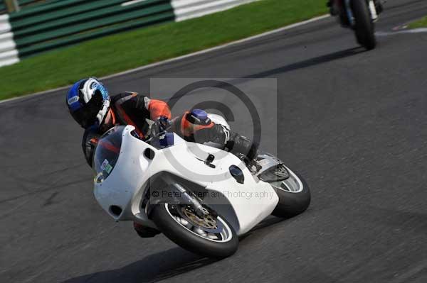 Motorcycle action photographs;Trackday digital images;cadwell;cadwell park photographs;event digital images;eventdigitalimages;motor racing louth lincolnshire;no limits trackday;peter wileman photography;trackday;trackday photos