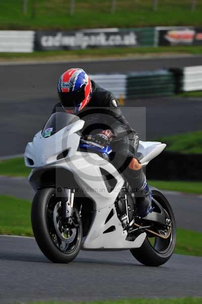 Motorcycle action photographs;Trackday digital images;cadwell;cadwell park photographs;event digital images;eventdigitalimages;motor racing louth lincolnshire;no limits trackday;peter wileman photography;trackday;trackday photos