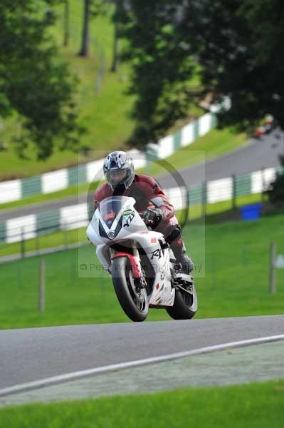 Motorcycle action photographs;Trackday digital images;cadwell;cadwell park photographs;event digital images;eventdigitalimages;motor racing louth lincolnshire;no limits trackday;peter wileman photography;trackday;trackday photos