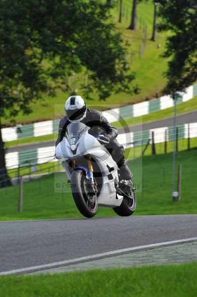 Motorcycle action photographs;Trackday digital images;cadwell;cadwell park photographs;event digital images;eventdigitalimages;motor racing louth lincolnshire;no limits trackday;peter wileman photography;trackday;trackday photos