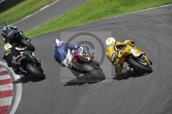 Motorcycle action photographs;Trackday digital images;cadwell;cadwell park photographs;event digital images;eventdigitalimages;motor racing louth lincolnshire;no limits trackday;peter wileman photography;trackday;trackday photos