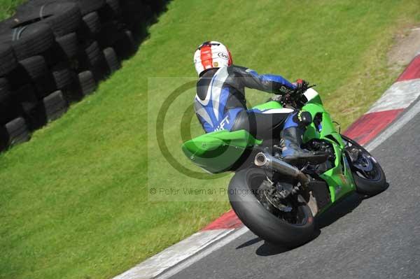 Motorcycle action photographs;Trackday digital images;cadwell;cadwell park photographs;event digital images;eventdigitalimages;motor racing louth lincolnshire;no limits trackday;peter wileman photography;trackday;trackday photos