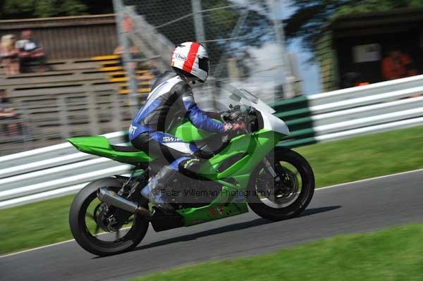 Motorcycle action photographs;Trackday digital images;cadwell;cadwell park photographs;event digital images;eventdigitalimages;motor racing louth lincolnshire;no limits trackday;peter wileman photography;trackday;trackday photos