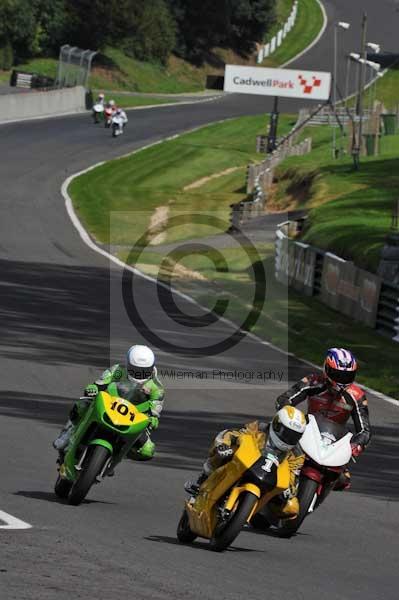 Motorcycle action photographs;Trackday digital images;cadwell;cadwell park photographs;event digital images;eventdigitalimages;motor racing louth lincolnshire;no limits trackday;peter wileman photography;trackday;trackday photos