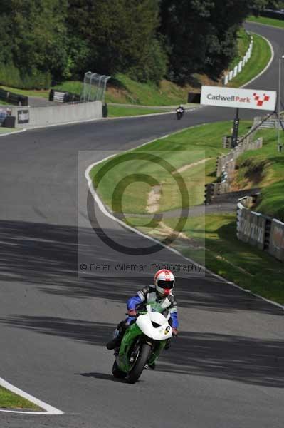 Motorcycle action photographs;Trackday digital images;cadwell;cadwell park photographs;event digital images;eventdigitalimages;motor racing louth lincolnshire;no limits trackday;peter wileman photography;trackday;trackday photos