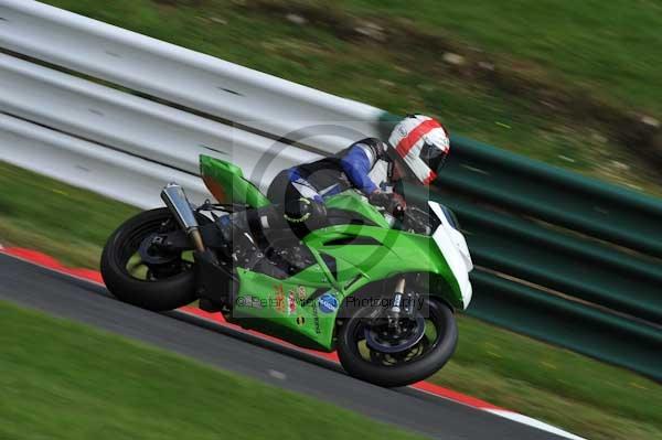 Motorcycle action photographs;Trackday digital images;cadwell;cadwell park photographs;event digital images;eventdigitalimages;motor racing louth lincolnshire;no limits trackday;peter wileman photography;trackday;trackday photos