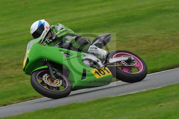 Motorcycle action photographs;Trackday digital images;cadwell;cadwell park photographs;event digital images;eventdigitalimages;motor racing louth lincolnshire;no limits trackday;peter wileman photography;trackday;trackday photos