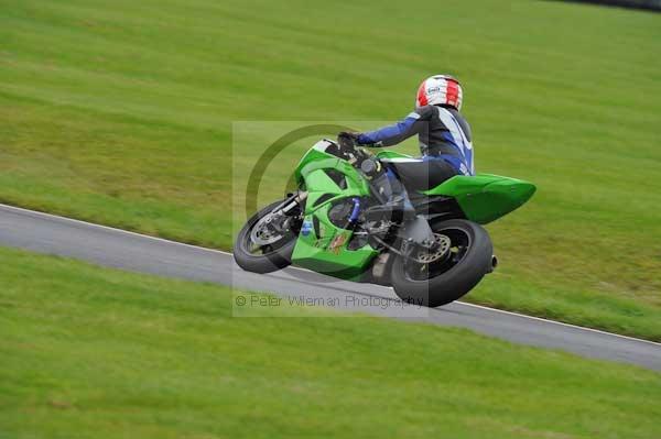 Motorcycle action photographs;Trackday digital images;cadwell;cadwell park photographs;event digital images;eventdigitalimages;motor racing louth lincolnshire;no limits trackday;peter wileman photography;trackday;trackday photos