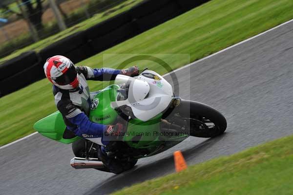 Motorcycle action photographs;Trackday digital images;cadwell;cadwell park photographs;event digital images;eventdigitalimages;motor racing louth lincolnshire;no limits trackday;peter wileman photography;trackday;trackday photos