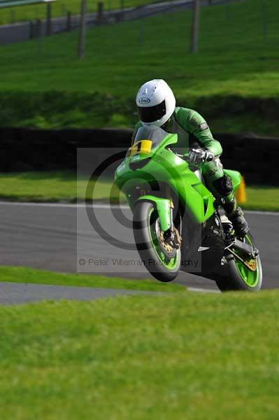 Motorcycle action photographs;Trackday digital images;cadwell;cadwell park photographs;event digital images;eventdigitalimages;motor racing louth lincolnshire;no limits trackday;peter wileman photography;trackday;trackday photos
