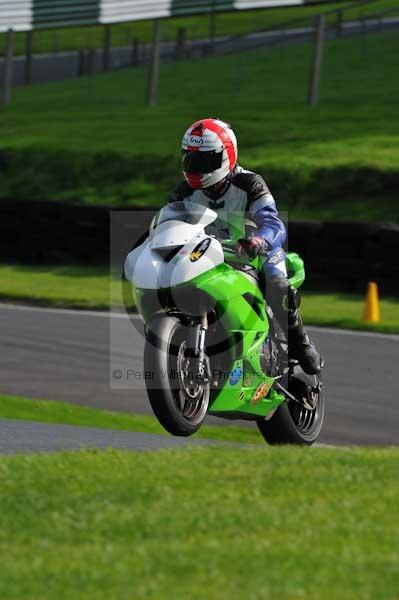Motorcycle action photographs;Trackday digital images;cadwell;cadwell park photographs;event digital images;eventdigitalimages;motor racing louth lincolnshire;no limits trackday;peter wileman photography;trackday;trackday photos