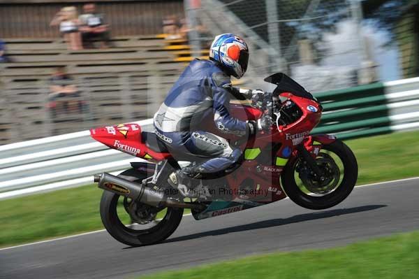 Motorcycle action photographs;Trackday digital images;cadwell;cadwell park photographs;event digital images;eventdigitalimages;motor racing louth lincolnshire;no limits trackday;peter wileman photography;trackday;trackday photos