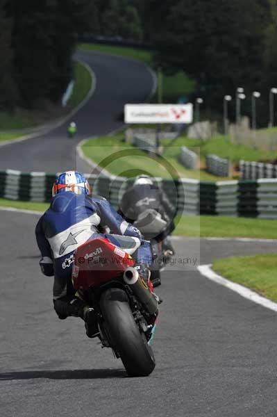 Motorcycle action photographs;Trackday digital images;cadwell;cadwell park photographs;event digital images;eventdigitalimages;motor racing louth lincolnshire;no limits trackday;peter wileman photography;trackday;trackday photos