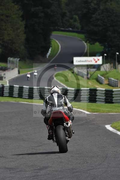 Motorcycle action photographs;Trackday digital images;cadwell;cadwell park photographs;event digital images;eventdigitalimages;motor racing louth lincolnshire;no limits trackday;peter wileman photography;trackday;trackday photos