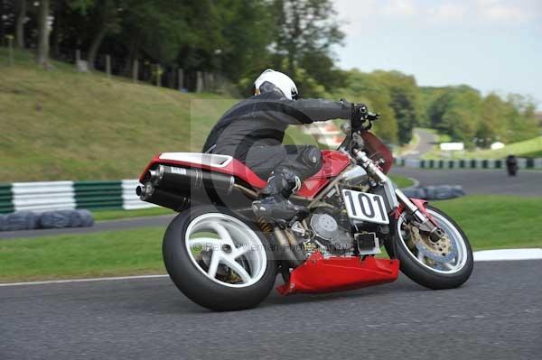 Motorcycle action photographs;Trackday digital images;cadwell;cadwell park photographs;event digital images;eventdigitalimages;motor racing louth lincolnshire;no limits trackday;peter wileman photography;trackday;trackday photos