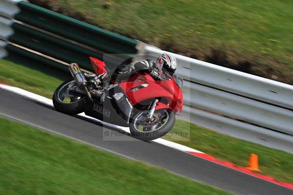 Motorcycle action photographs;Trackday digital images;cadwell;cadwell park photographs;event digital images;eventdigitalimages;motor racing louth lincolnshire;no limits trackday;peter wileman photography;trackday;trackday photos