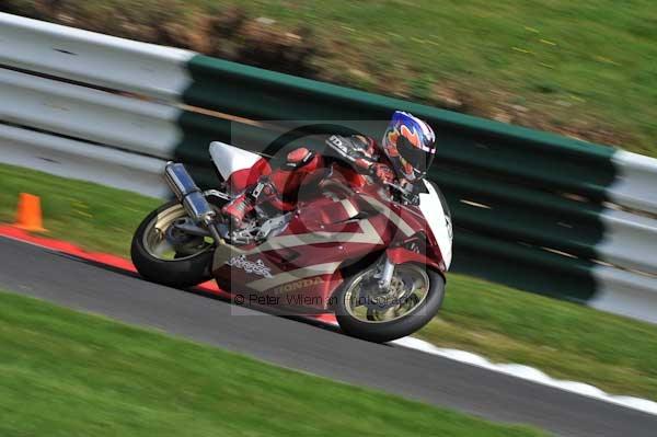 Motorcycle action photographs;Trackday digital images;cadwell;cadwell park photographs;event digital images;eventdigitalimages;motor racing louth lincolnshire;no limits trackday;peter wileman photography;trackday;trackday photos
