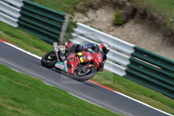 Motorcycle action photographs;Trackday digital images;cadwell;cadwell park photographs;event digital images;eventdigitalimages;motor racing louth lincolnshire;no limits trackday;peter wileman photography;trackday;trackday photos