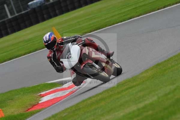 Motorcycle action photographs;Trackday digital images;cadwell;cadwell park photographs;event digital images;eventdigitalimages;motor racing louth lincolnshire;no limits trackday;peter wileman photography;trackday;trackday photos