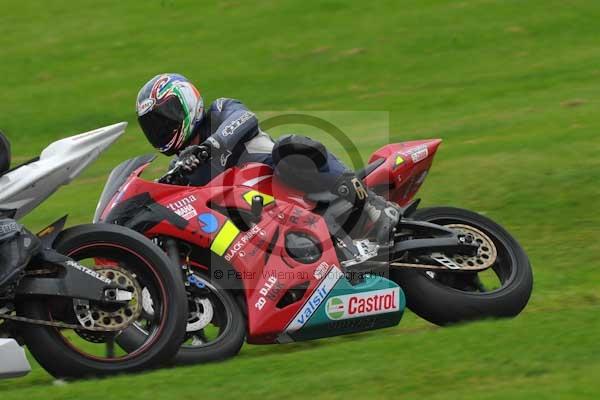 Motorcycle action photographs;Trackday digital images;cadwell;cadwell park photographs;event digital images;eventdigitalimages;motor racing louth lincolnshire;no limits trackday;peter wileman photography;trackday;trackday photos
