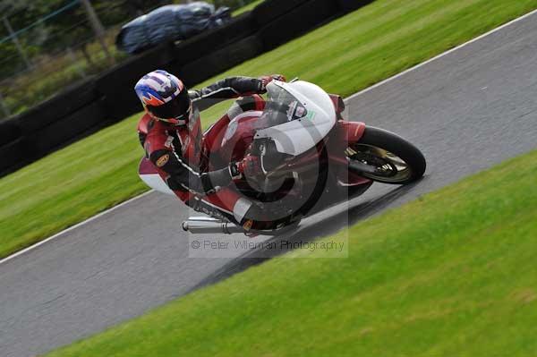 Motorcycle action photographs;Trackday digital images;cadwell;cadwell park photographs;event digital images;eventdigitalimages;motor racing louth lincolnshire;no limits trackday;peter wileman photography;trackday;trackday photos