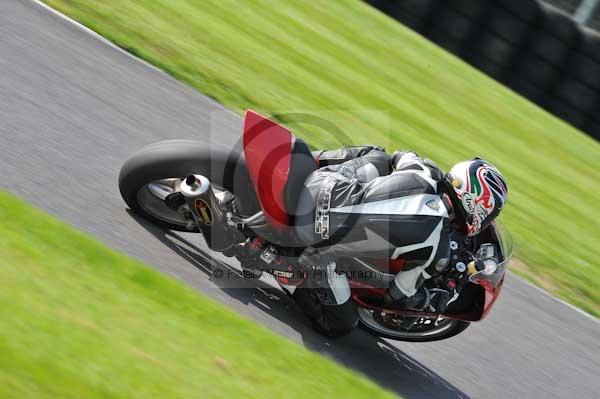 Motorcycle action photographs;Trackday digital images;cadwell;cadwell park photographs;event digital images;eventdigitalimages;motor racing louth lincolnshire;no limits trackday;peter wileman photography;trackday;trackday photos